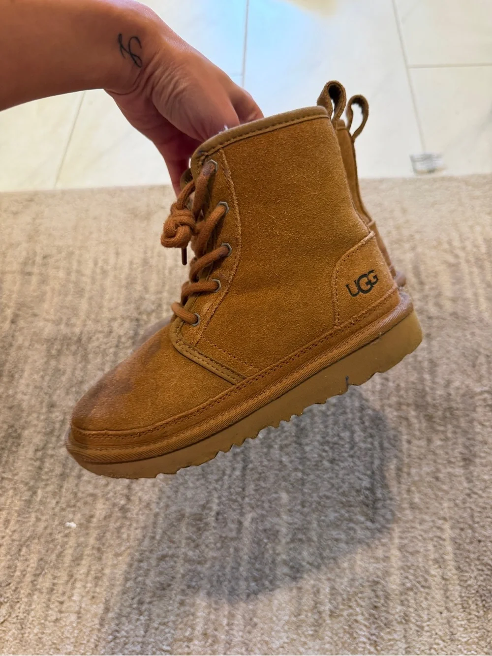 Kids Tan Suede UGG Winter Boots with Fur Lining size 13